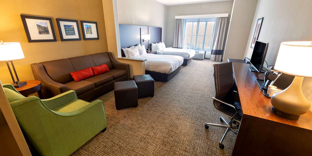 Comfort Suites Goodyear West Phoenix - photo 35