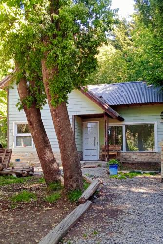 La cabaña del botánico - carbon neutral hotel in San Carlos De Bariloche