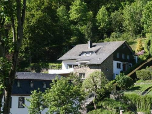 Villa Eleganza Monschau — 4-Star Luxury Hotel in Monschau, Germany
