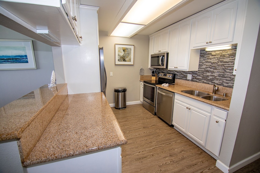 Capri Beach Accommodations - photo 41