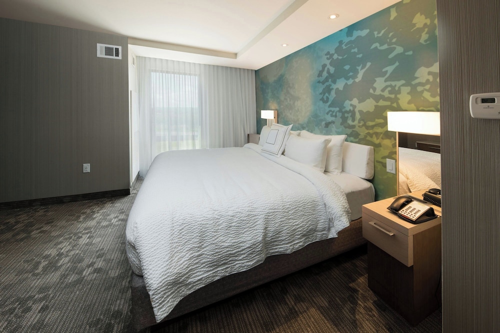 Courtyard by Marriott Russellville - photo 11