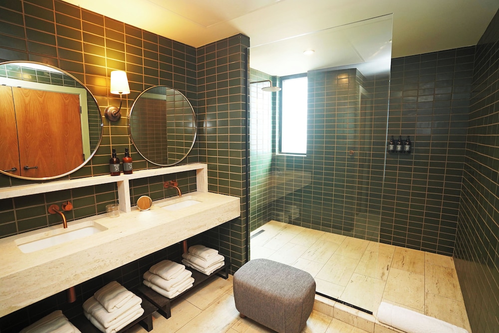 Albert Hotel - photo 33