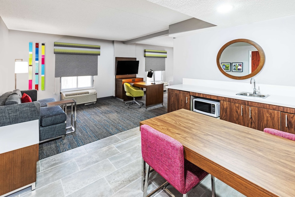 Hampton Inn & Suites Tulsa Woodland Hills 71st Memorial - photo 18