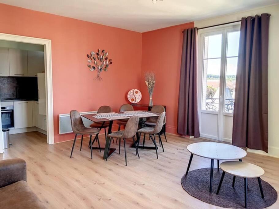 Vittel Spacieux 2 Pieces Renove Confortable Vue 200 Metres Thermes — hotel in Vittel