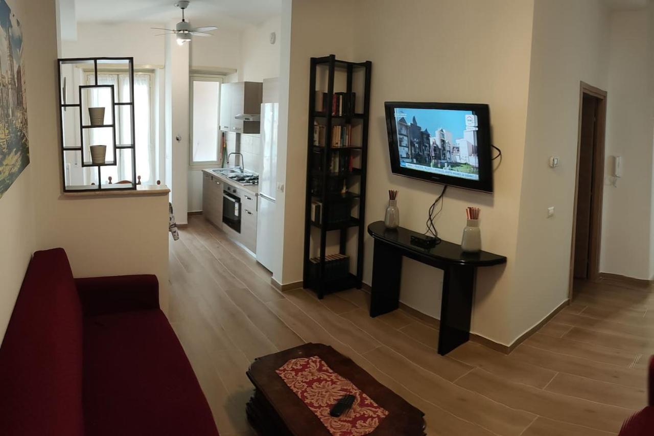 Theresa Apartment — 4-Star Luxury Hotel in Rome, Italy