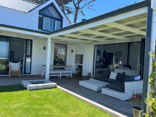 Quince Corner Villa in Noordhoek