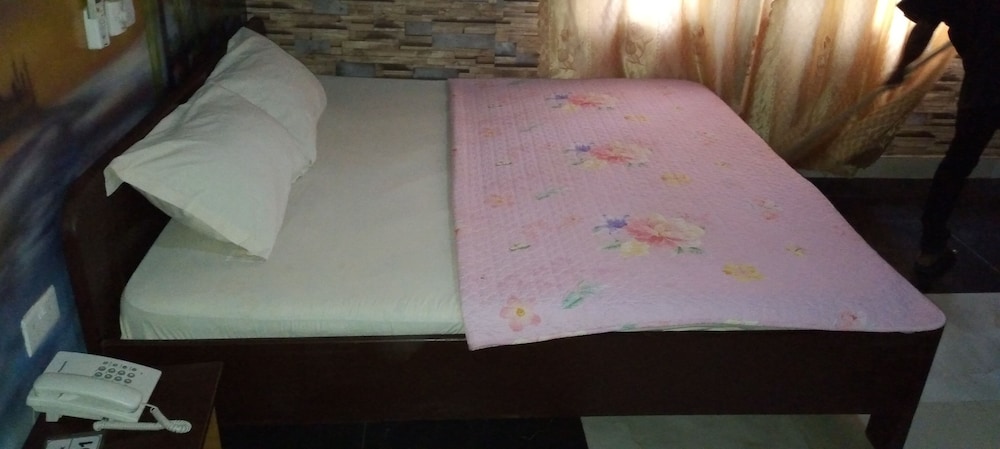 Mother’s Royal Hotel in Swedru, Ghana