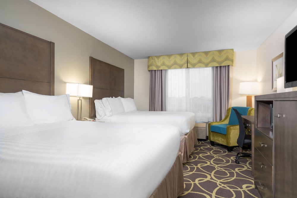 Holiday Inn Express & Suites Ames by IHG - photo 7