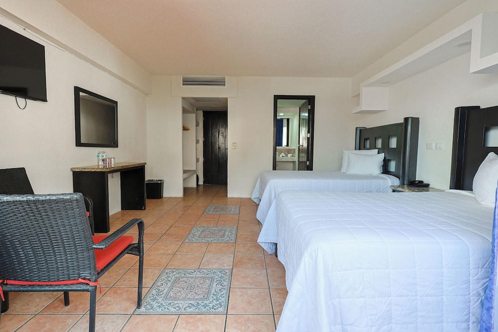 Hotel Delfin Puerto Vallarta