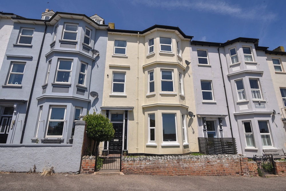 Flat 2 10 Seafield Road — 4-Star Luxury Hotel in Seaton, United Kingdom