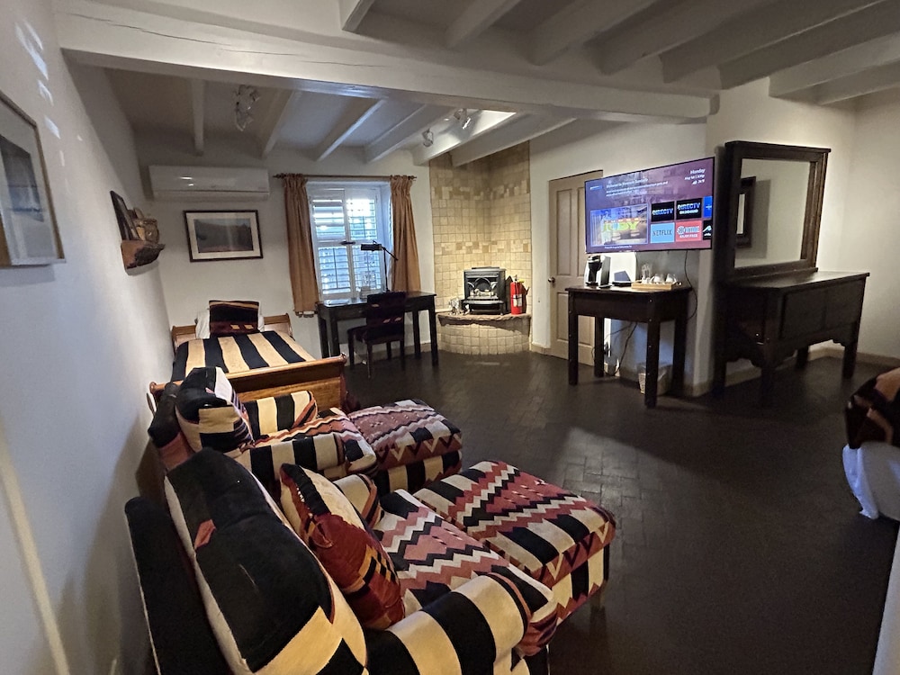 The Inn at Vanessie - photo 24
