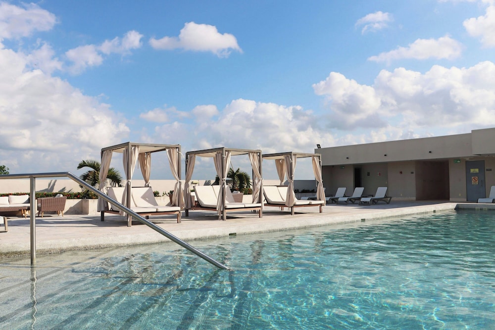 Residence Inn by Marriott Playa del Carmen