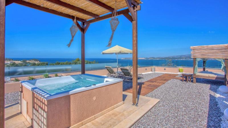 Nikos - carbon neutral hotel in Unknown City