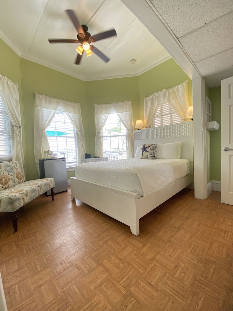 The Palms Hotel - photo 17