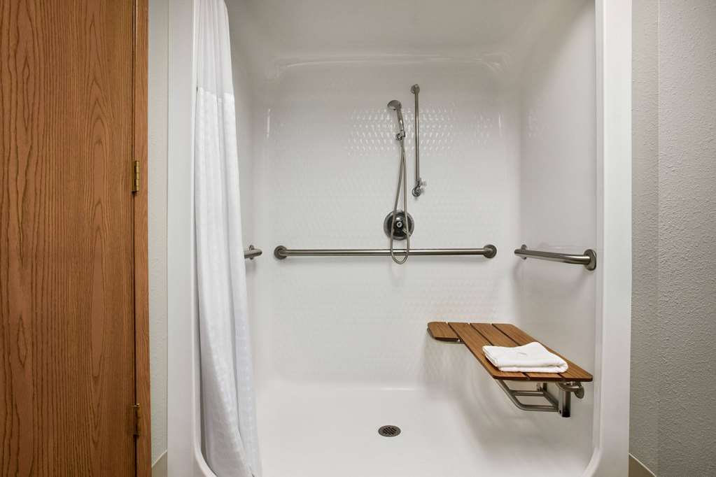 AmericInn by Wyndham Branson & Conference Center - photo 25
