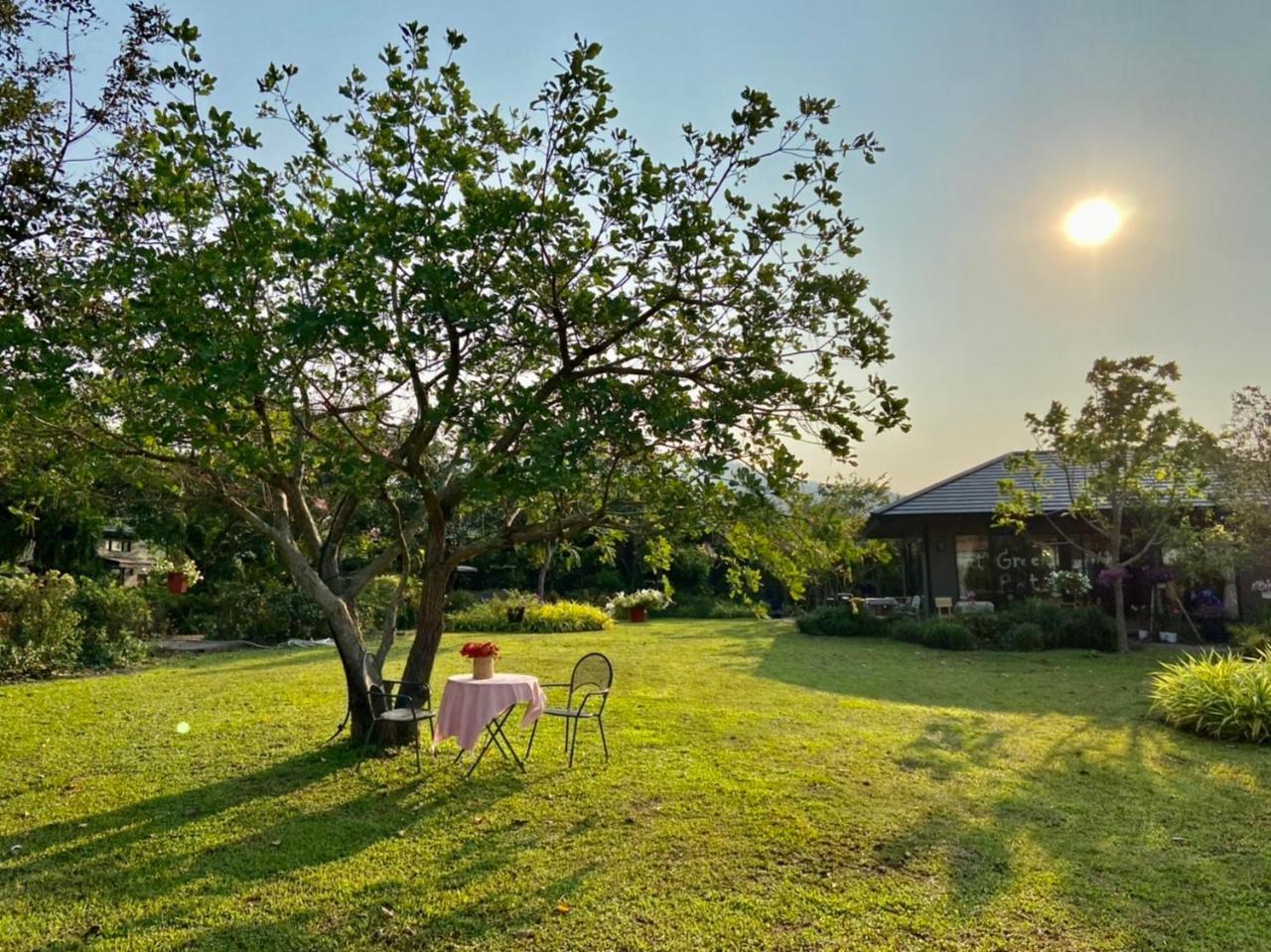 Khao Kheow Garden — Phato
