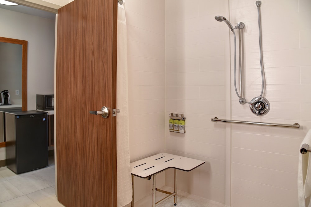 Holiday Inn Express & Suites Ottawa by IHG - photo 24