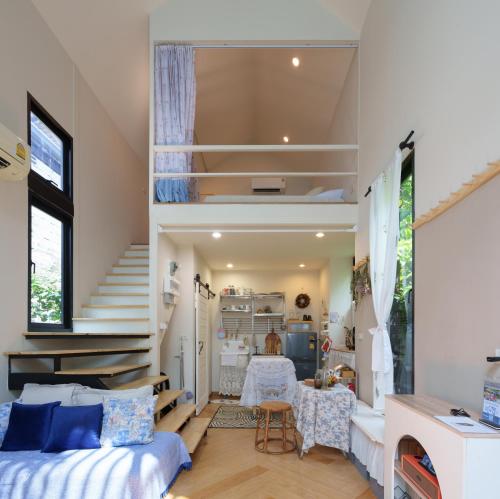 Hiddenmoon Cottage