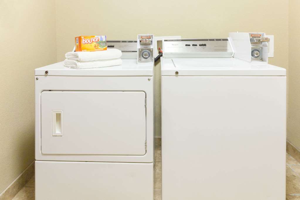 Lone Star Inn & Suites - photo 18