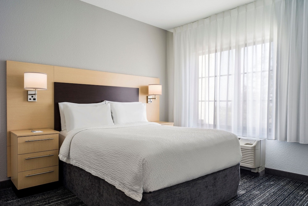 TownePlace Suites San Jose Santa Clara - photo 13