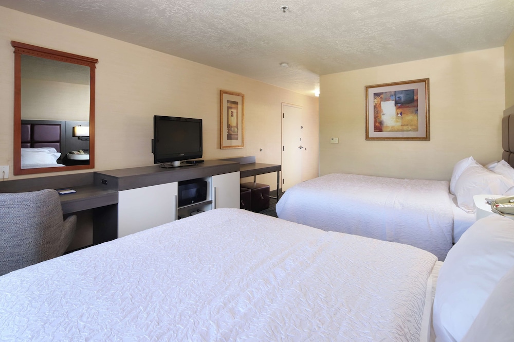 Hampton Inn Sierra Vista - photo 16