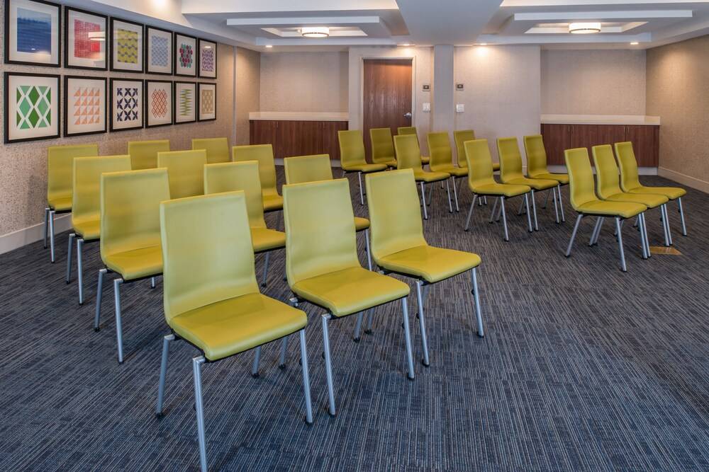 Holiday Inn Express Sierra Vista by IHG - photo 53