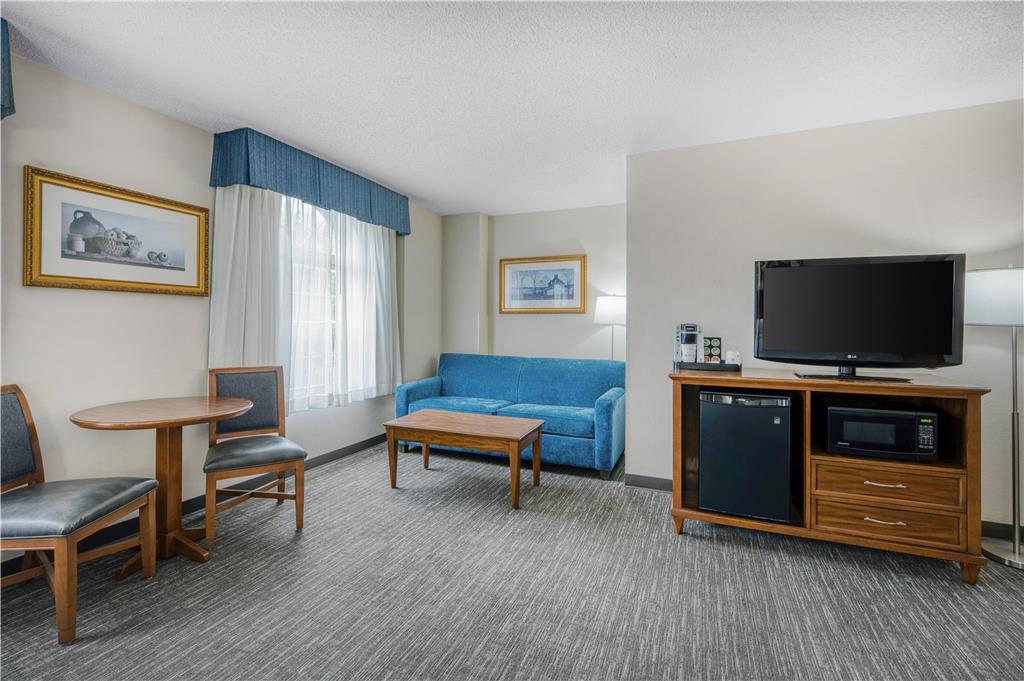 SureStay Plus Hotel by Best Western Elizabethtown Hershey - photo 16