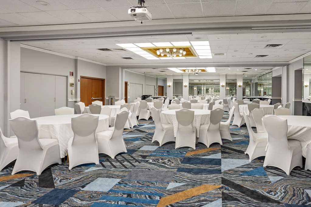 Best Western Rutgers University Hotel - photo 28