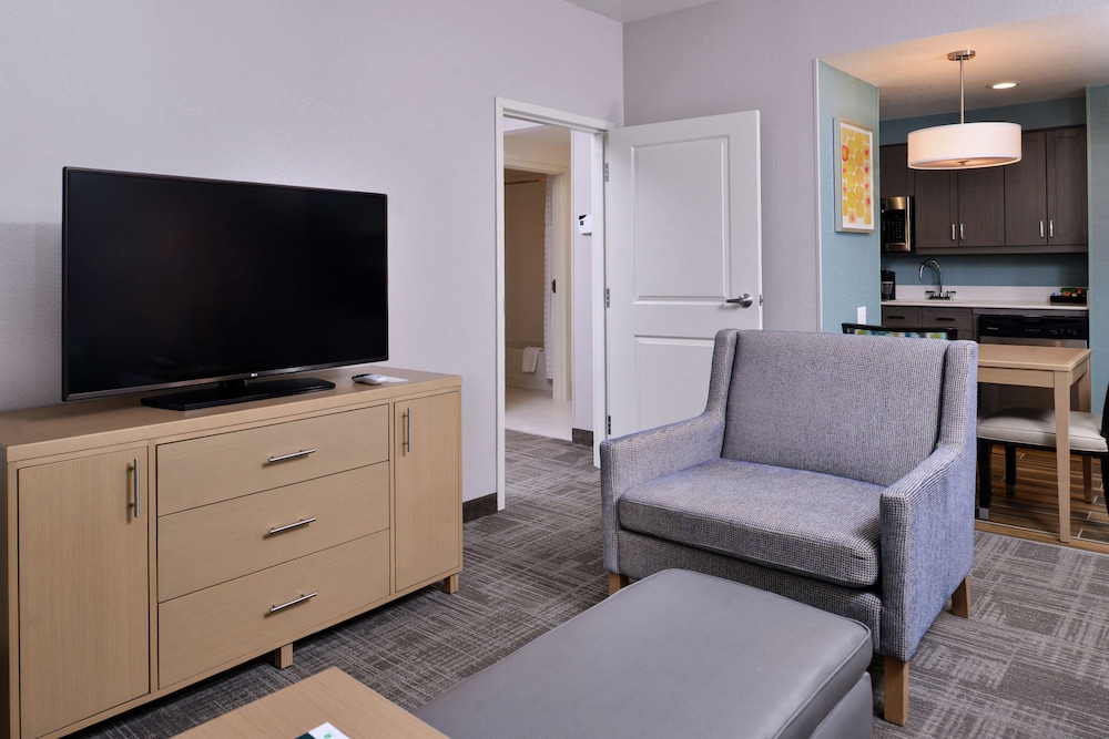 Homewood Suites by Hilton Des Moines Airport - photo 34