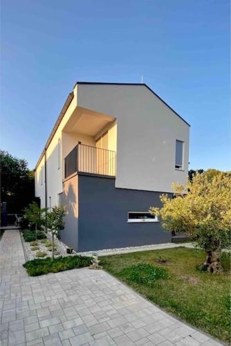 Villa Ida — 4-Star Luxury Hotel in Punat, Croatia