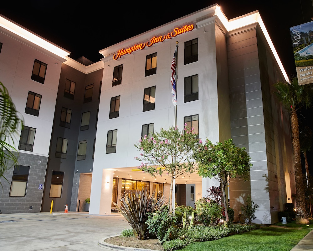 Hampton Inn & Suites Los Angeles Sherman Oaks - photo 64