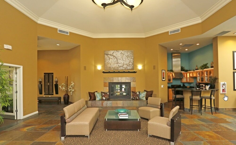 Global Luxury Suites in Cupertino - photo 28