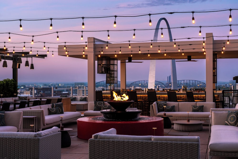 Four Seasons Hotel St Louis - photo 61