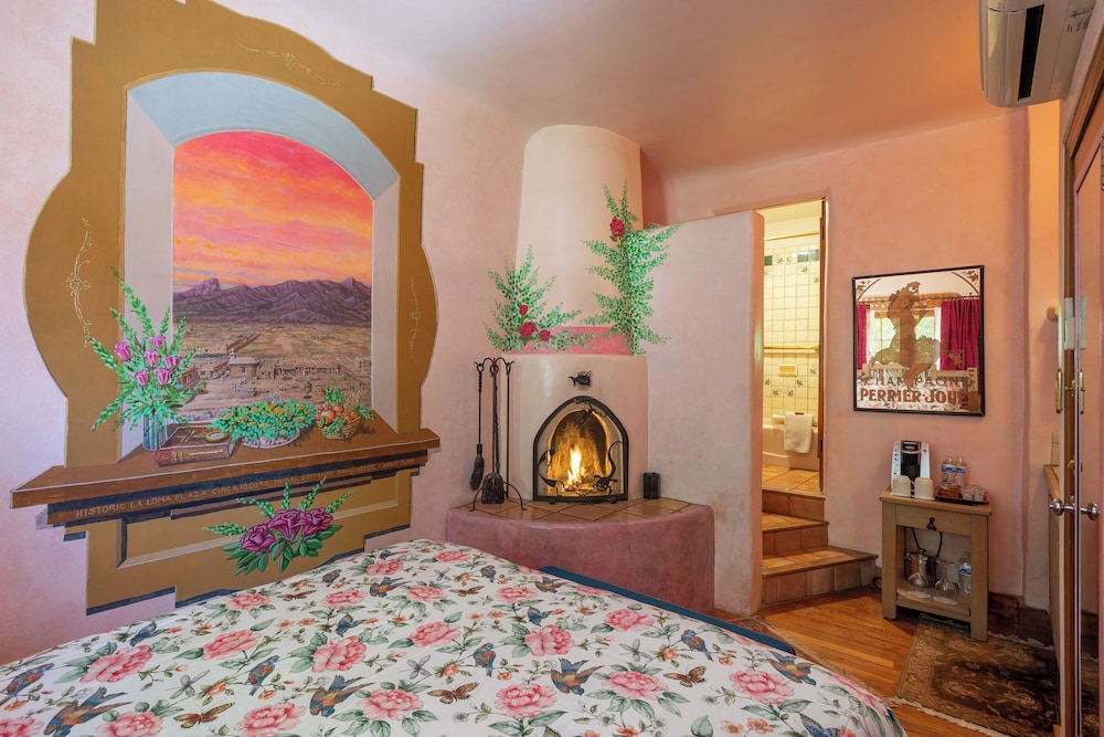 Inn on La Loma Plaza - photo 33