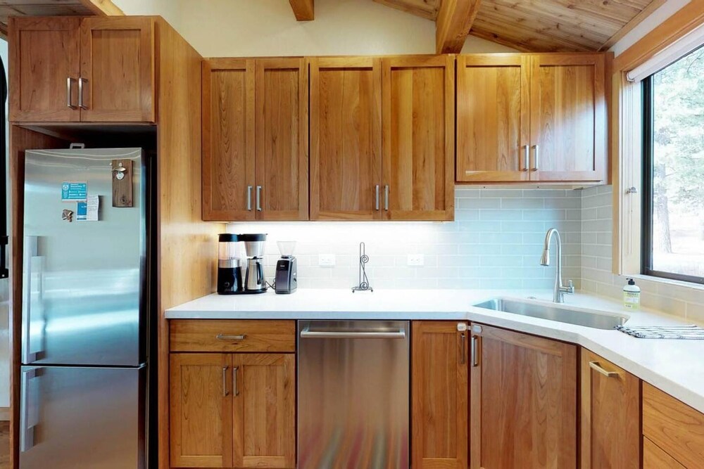 Sockeye by Avantstay Modern 2 BR Condo w Access to Northstar Resort Community - photo 7