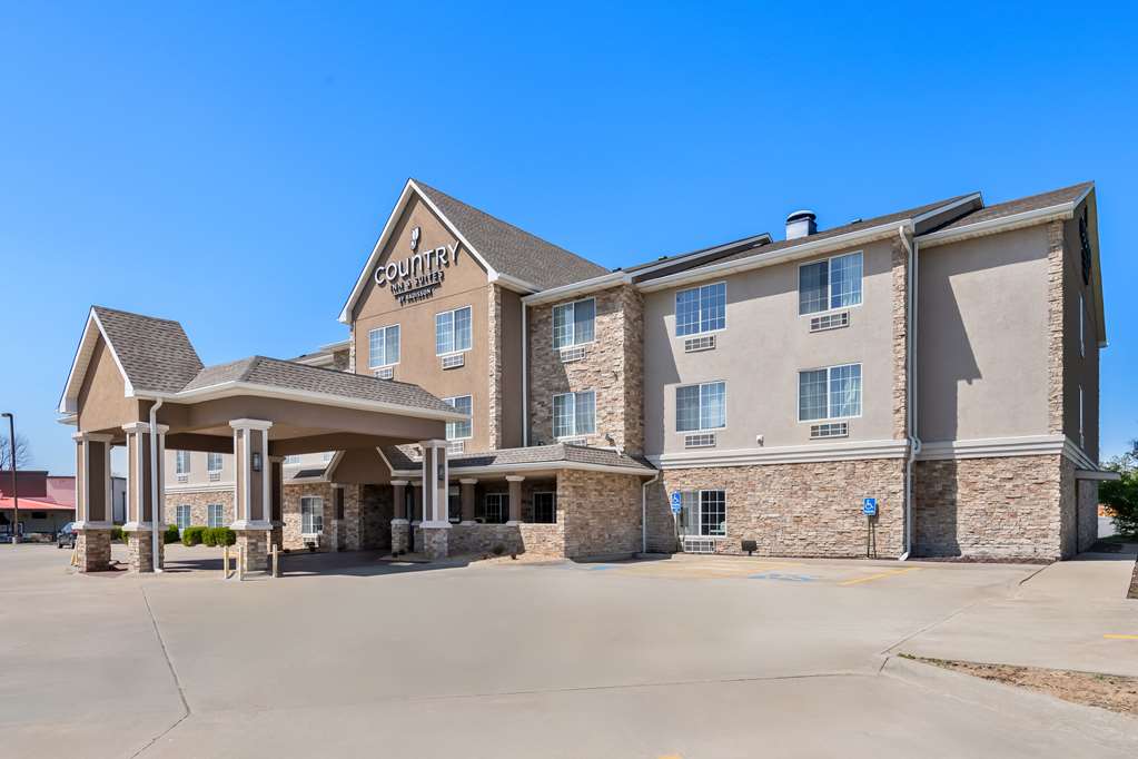Country Inn & Suites by Radisson Topeka West KS - photo 2