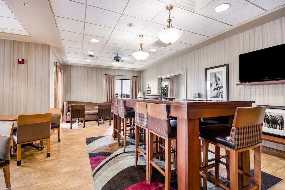 Hampton Inn Derby Wichita Southeast - photo 2