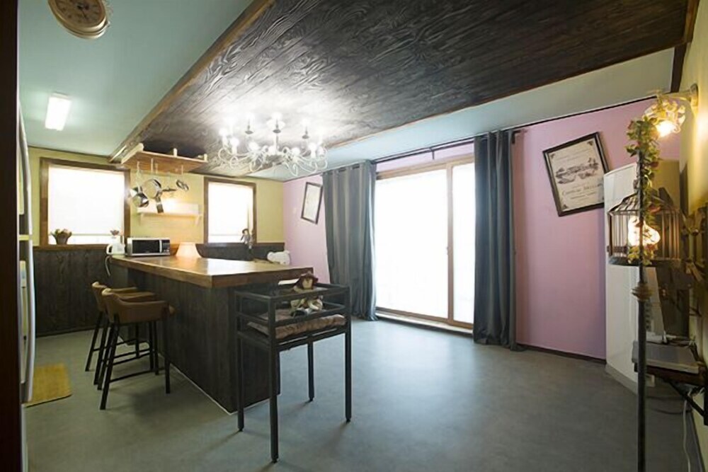 Yangyang Happyplace Pet Resort Pension in Sokcho, South Korea