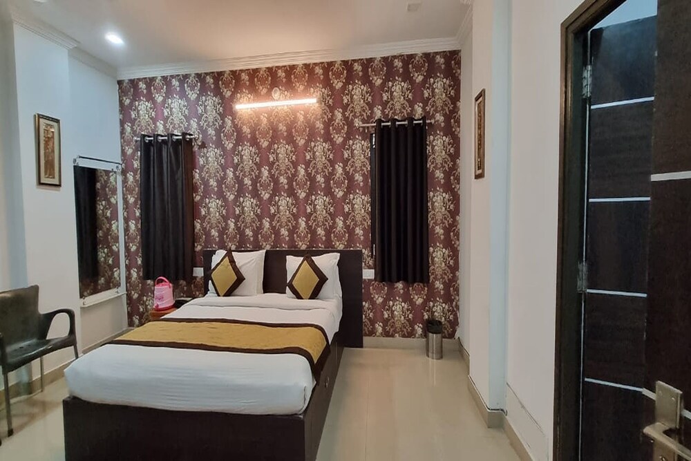 Hotel 24 Carrat - last minute hotel in Udaipur