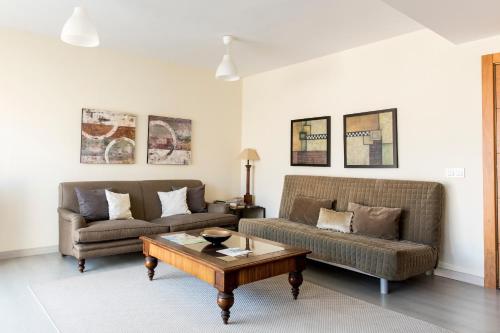 Apartamentos Goodplaces Larios — 4-Star Luxury Hotel in Malaga, Spain
