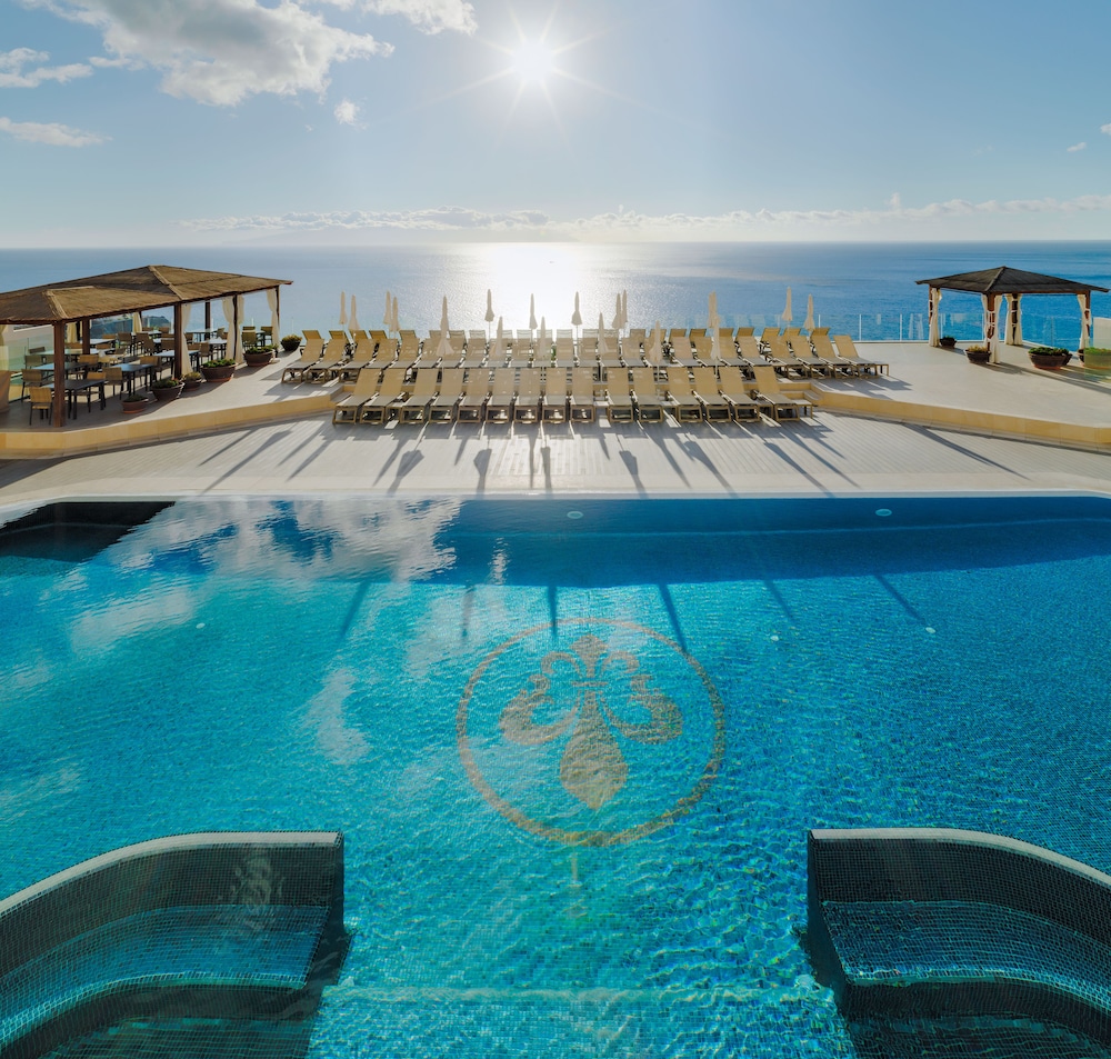 Royal Sun Resort — 4-Star Luxury Hotel in Los Gigantes, Spain