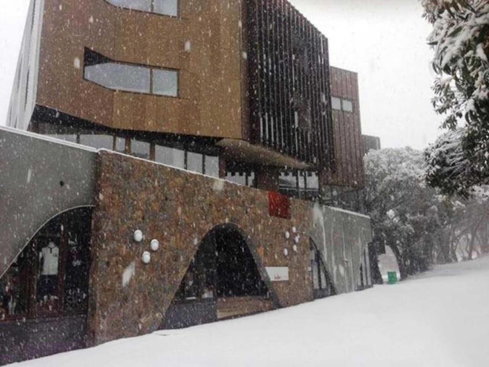 Buller Central - carbon neutral hotel in Mount Buller