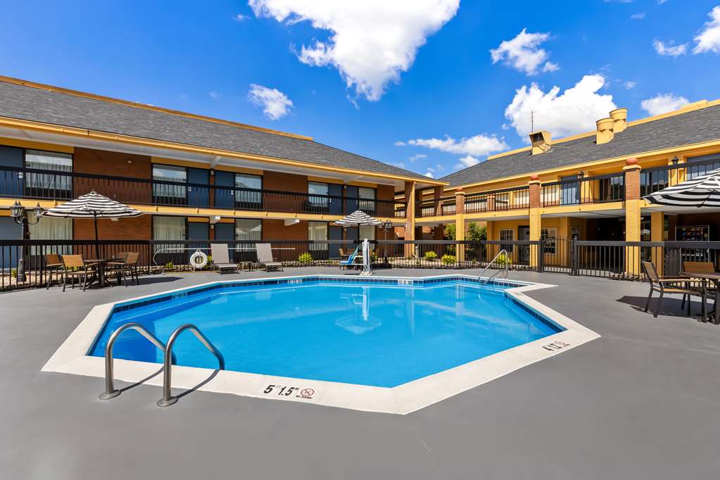 Best Western Fayetteville Inn - photo 9