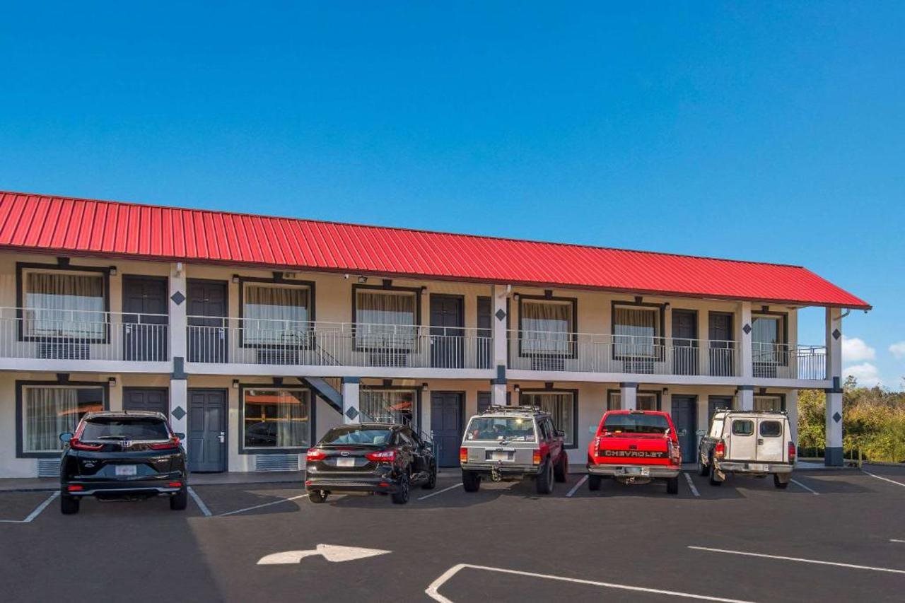 Econo Lodge Calhoun North Damascus - photo 4