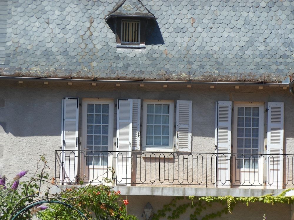 Enclos Pradal — hotel near Aurillac airport