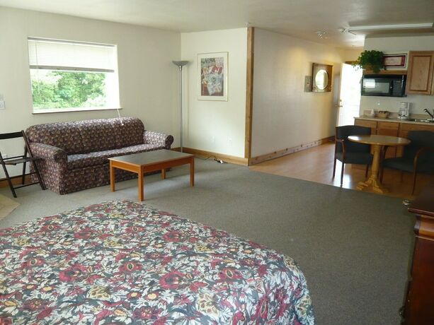 Stevens Pass Motel - photo 12