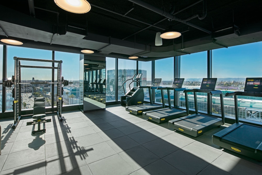 Moxy Downtown Los Angeles - photo 27