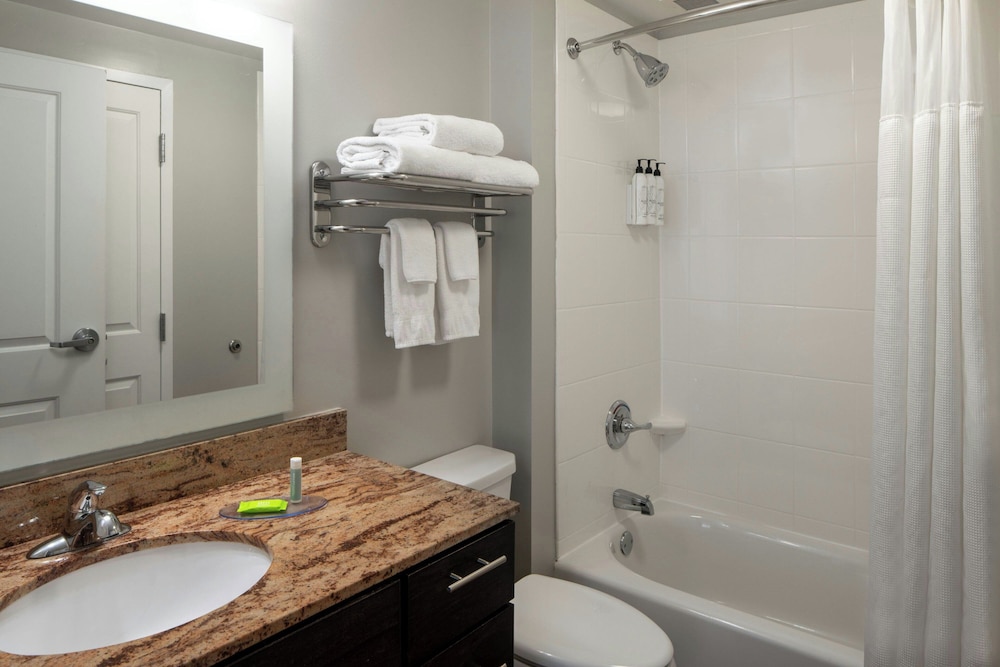 TownePlace Suites Huntsville West Redstone Gateway - photo 13