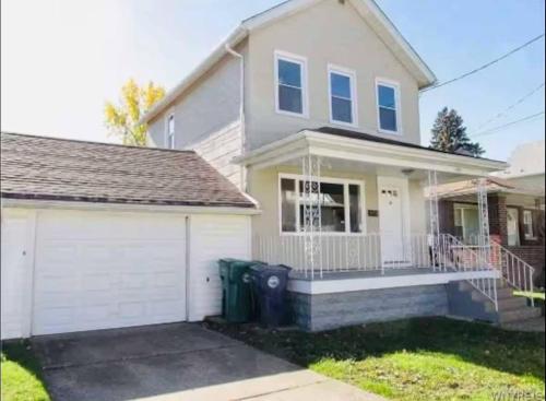 Niagara View at LaSalle SH in Niagara Falls, United States