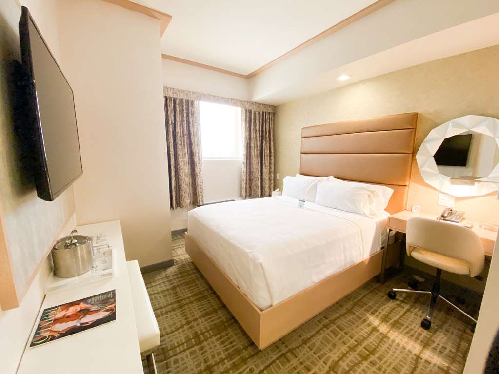 The Fredonia Hotel and Convention Center - photo 10